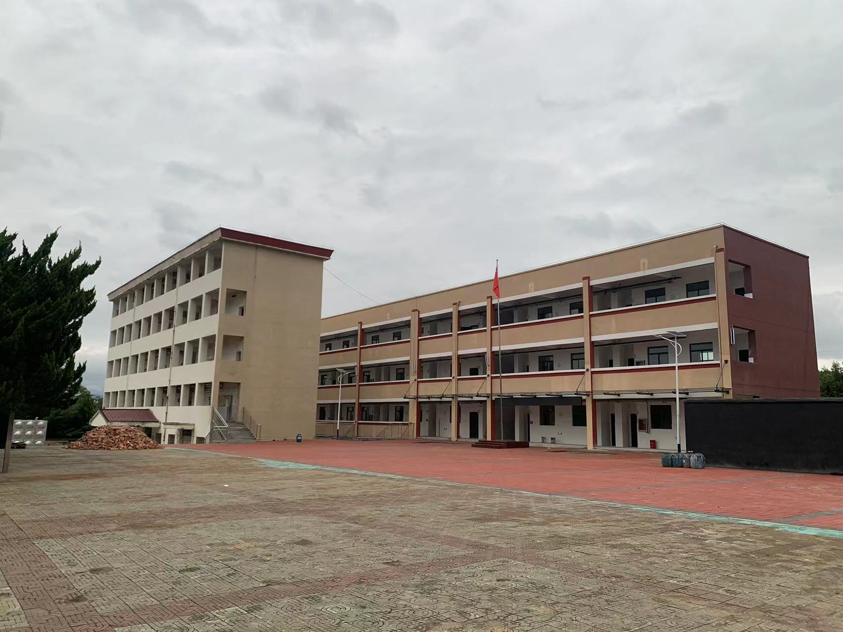 永修县燕坊中心小学